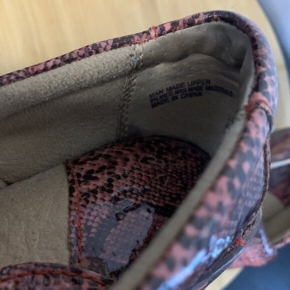 B.O.C. BY BORN WOMENS CLOGS SLIP ON SNAKESKIN PRINT CASUAL COMFORT SHOES SZ 6m - Picture 7 of 11